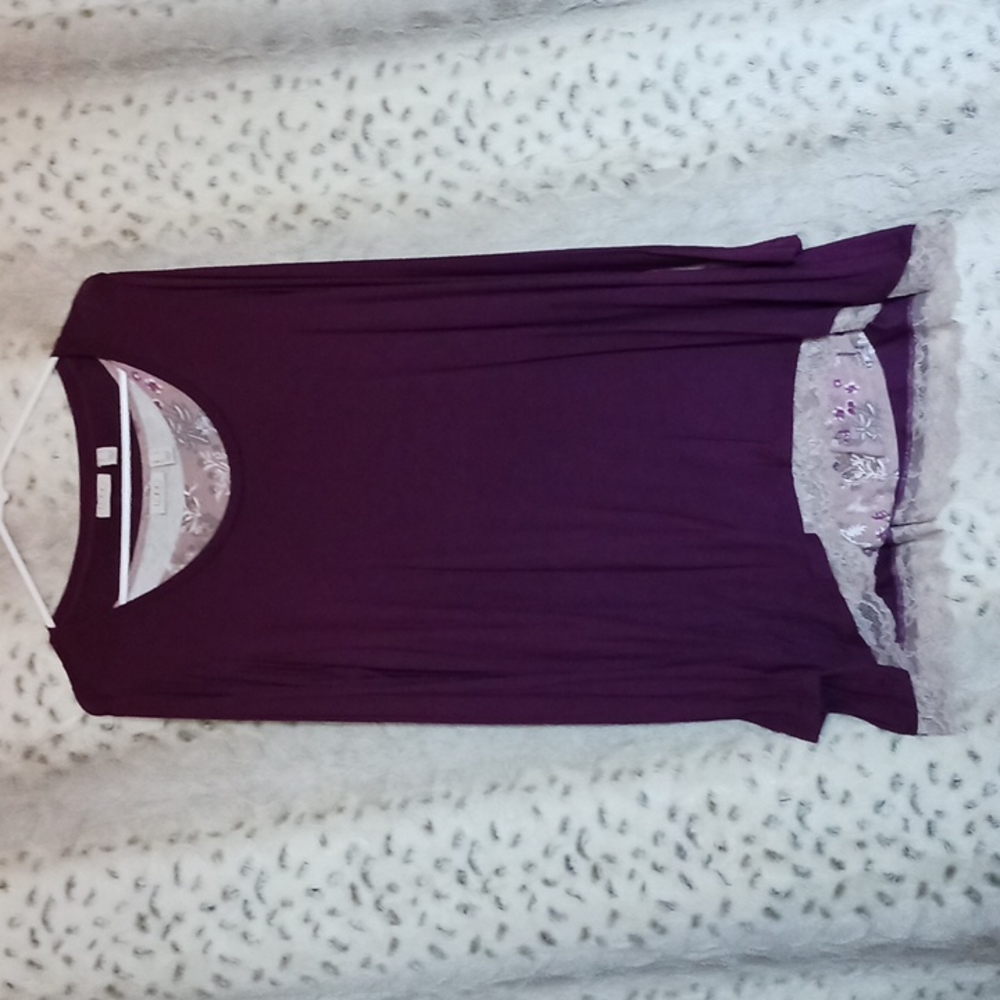 LOGO Layers Twin Set Top
